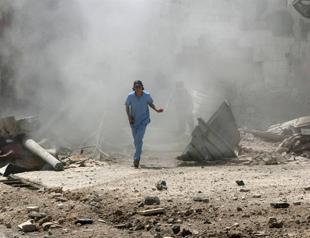 Syria warplanes strike northwest city seized by rebels