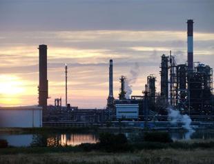 Oil market sags on Saudi comments