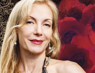 Ute Lemper enchants Istanbul
