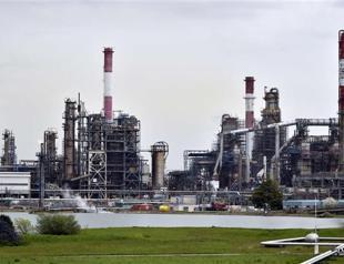 China becomes worlds top crude buyer despite economy stuttering