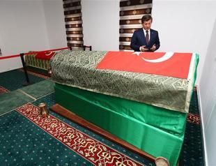Syria state media slams Turkey PM cross-border tomb trip