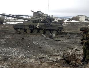 12 civilians and 5 troops killed in eastern Ukraine