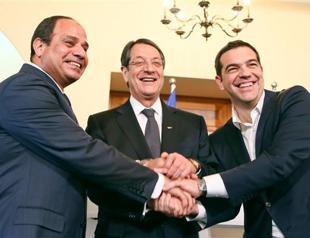 Greece seeks to define sea boundaries with Egypt, Cyprus