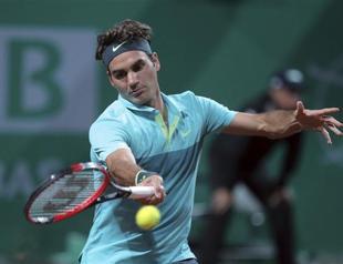 Federer makes it to Istanbul Open quarters
