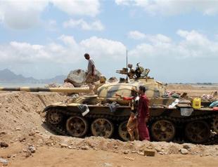 Yemen rebels attack Saudi border, dozens dead