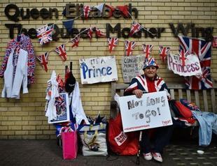 Prince William’s wife Kate gives birth to girl