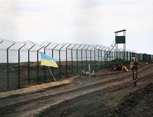 Ukraine says five soldiers killed as talks resume over truce