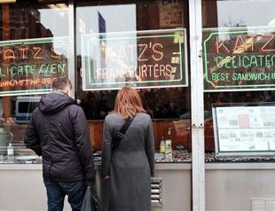 Food prices fall to near 5-year low in world, rise in Turkey