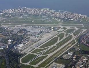 Environmentalist pilot reports polluting vessel in Turkey’s Marmara Sea