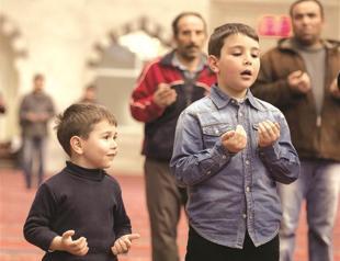 Free speech and human rights in decline in Turkey, survey reveals