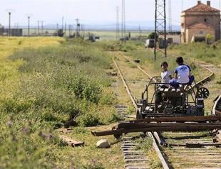 Turkey detains four foreign journalists