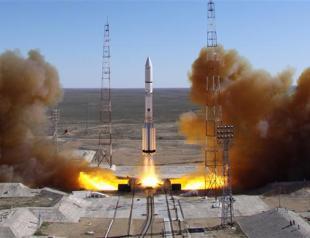 Russia restarts spacecraft after embarrassing failures