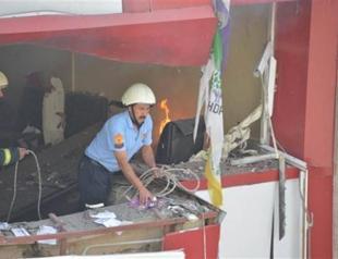 Bombs hit two HDP buildings in southern Turkey, injuring at least three