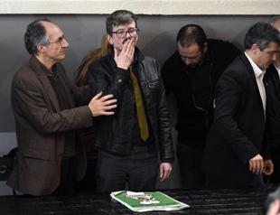 French attack survivor Luz says he is leaving Charlie Hebdo