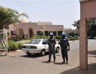 Militants attack UN as Mali hunts jihadist nightclub killers