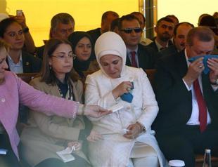 VIDEO: Poetic prayer makes Erdoğan couple shed tears in Albania