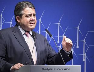 German econmin says Greece can only get more aid if it reforms