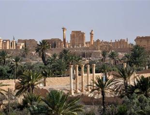 ISIL enters Palmyra city limits in Syria: Monitor