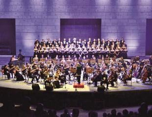 Much-debated Carmina Burana performed uncensored