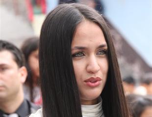 Health condition of singing contestant improving: Doctor