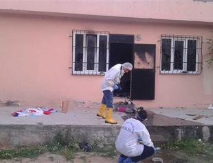 House set alight after wedding gunfight kills three in Turkeys west