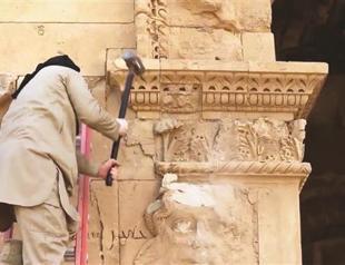 Museums draw up ‘red list’ to help spot stolen Iraqi antiquities