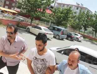 Man questions Presidents rally in eastern Turkey, spends night in jail
