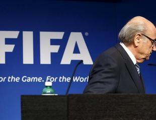 FIFA chief Blatter quits as US corruption probe heats up