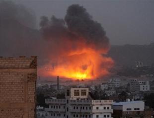 Saudi-led alliance launches air strikes on Yemen capital
