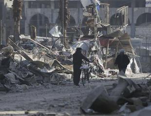 Syria raids on ISIL bastion killed scores of civilians: Amnesty