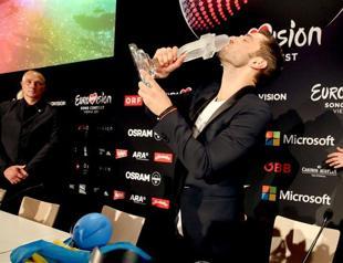 Sweden pips Russia in Eurovision pop fest nail-biter