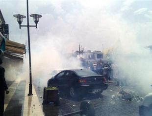 Turkish police injured in clashes over Morsi death sentence