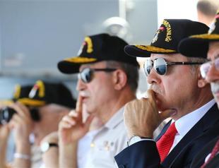 Erdoğan drops complaints against two suspects over wiretapping