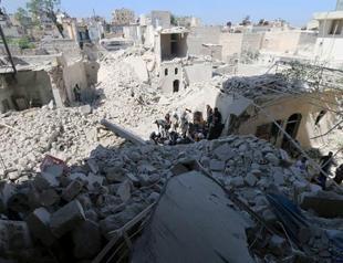 Regime barrel bombs kill 71 civilians in Syria’s Aleppo: monitor