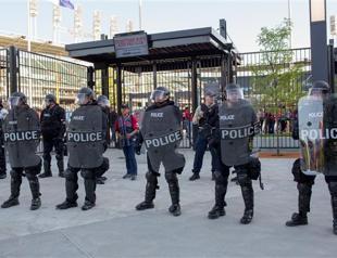 US police have shot dead 385 people in five months: Washington Post