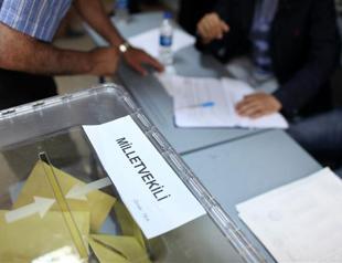 Wrap-up: Turkeys AKP loses majority, HDP passes 10 pct