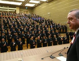 Turkish President Erdoğan promises police force full support