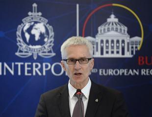 Interpol suspends 20mn-euro deal with FIFA after scandal
