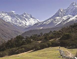 Nepal quake moved Everest southwest