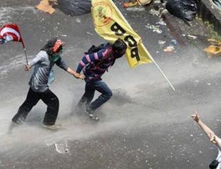The story of the Gezi photo that broke old hostilities