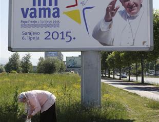 Pope visits Bosnia in delicate security context