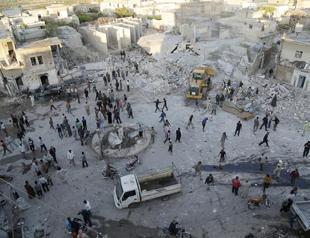 ISIL advances on key Syrian city despite regime air raids