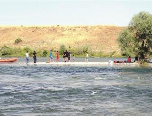 Nine people rescued from Tigris River
