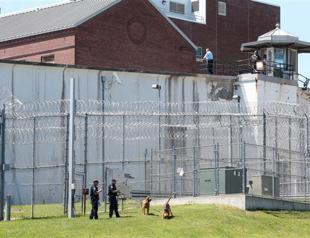 Two convicted killers escape from New York prison