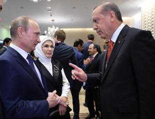 Putin upsets Erdoğan by making him wait for meeting: Report