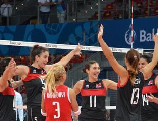 Turkish women beat Romania in straight sets