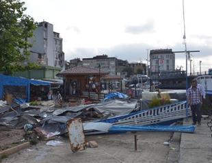 Illegal shorefront constructions demolished in central Istanbul