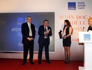 Aydın Doğan Award presented to Orhan Pamuk