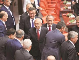 AKP, CHP exchange first warm messages