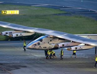 Solar Impulse leaves Japan on delayed Pacific flight